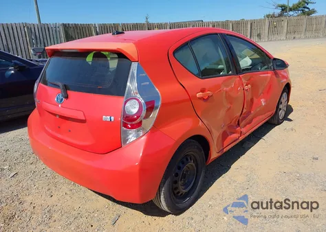 2013 Toyota Prius C from USA, damaged, VIN JTDKDTB33D1048047